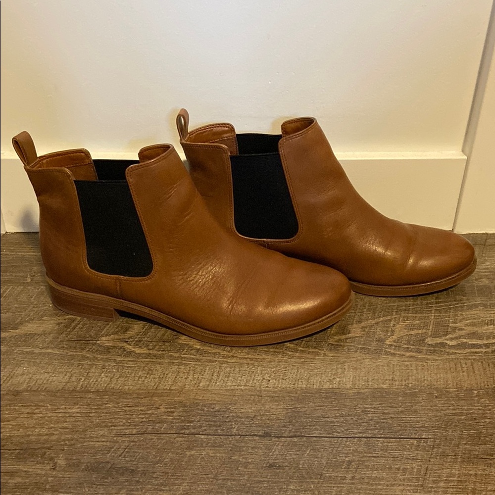 Clarks Cognac Brown Leather Ankle Boots Size 9